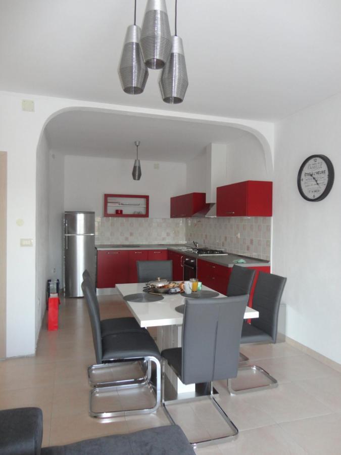 Apartman Bozic Apartman Kaštel Štafilić Kültér fotó